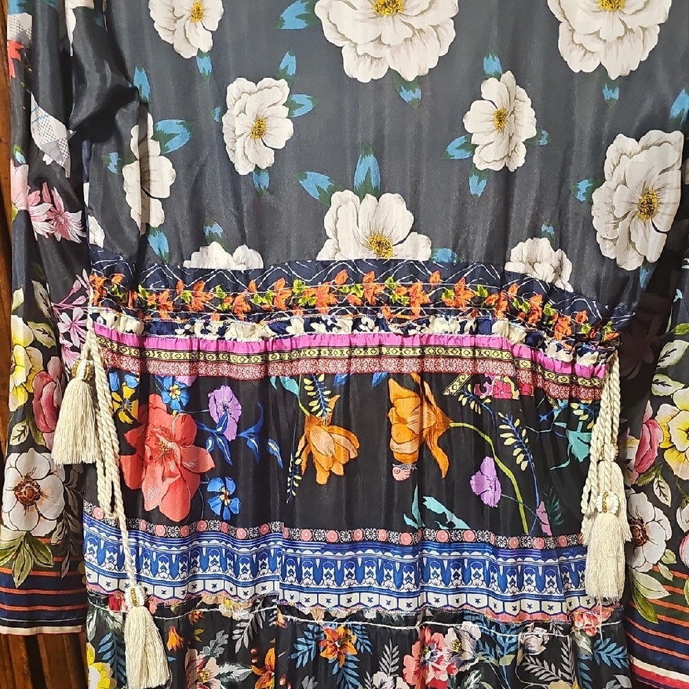 Johnny Was Dunas Silk Multicolor Floral Long Sleeve Maxi Dress - MD! - Picture 6 of 9